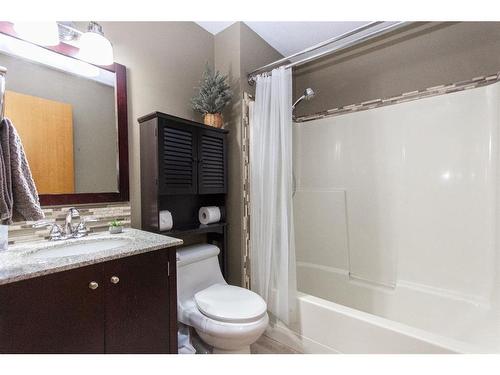 36 Kirby Street, Red Deer, AB - Indoor Photo Showing Bathroom