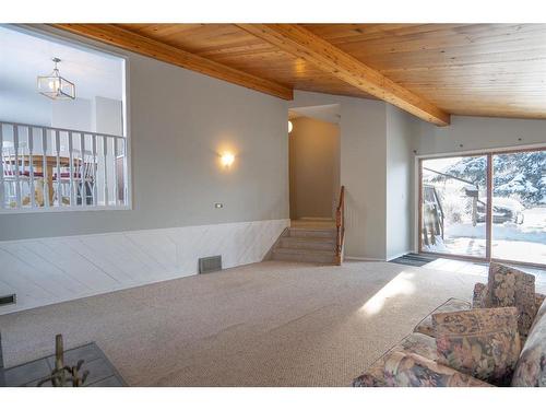 6103 50A, Stettler, AB - Indoor Photo Showing Other Room