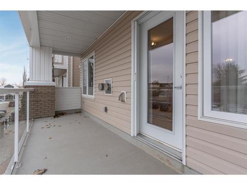 208-5419 49 Avenue, Camrose, AB - Outdoor With Exterior