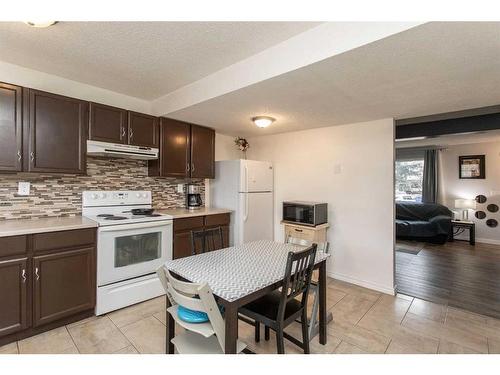 46 Mcblane Close, Red Deer, AB - Indoor Photo Showing Kitchen