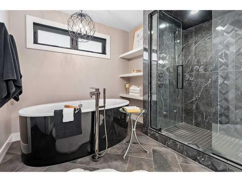 57 Larratt Close, Red Deer, AB - Indoor Photo Showing Bathroom