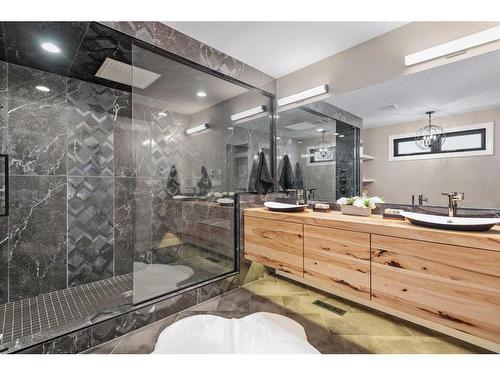 57 Larratt Close, Red Deer, AB - Indoor Photo Showing Bathroom