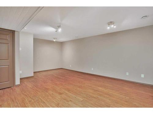 4944 Westbrooke Road, Blackfalds, AB - Indoor Photo Showing Other Room