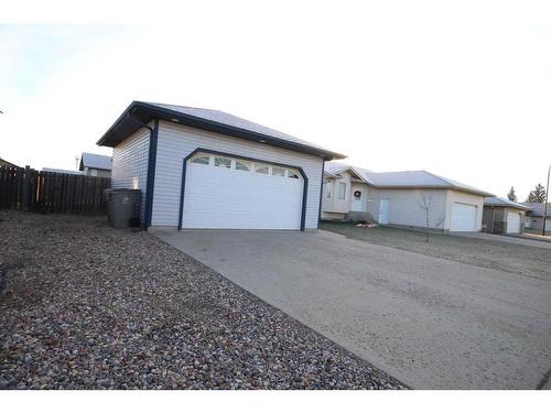 3705 46 Avenue, Lloydminster, SK - Outdoor