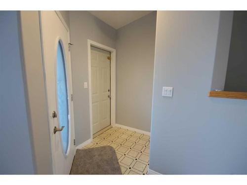 3705 46 Avenue, Lloydminster, SK - Indoor Photo Showing Other Room