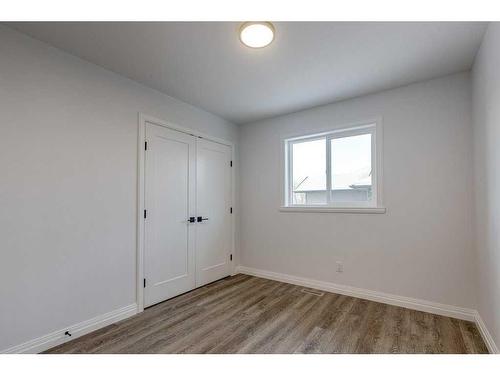 5032 59 Street, Innisfail, AB - Indoor Photo Showing Other Room