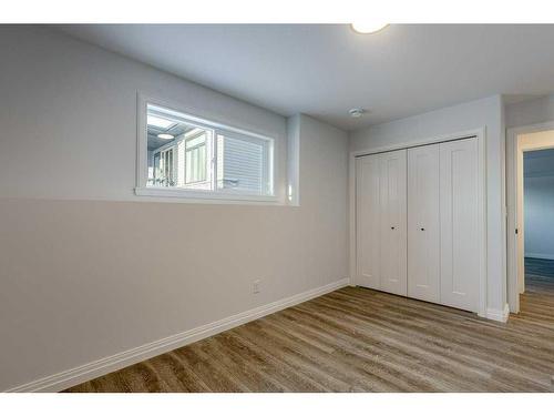 5032 59 Street, Innisfail, AB - Indoor Photo Showing Other Room