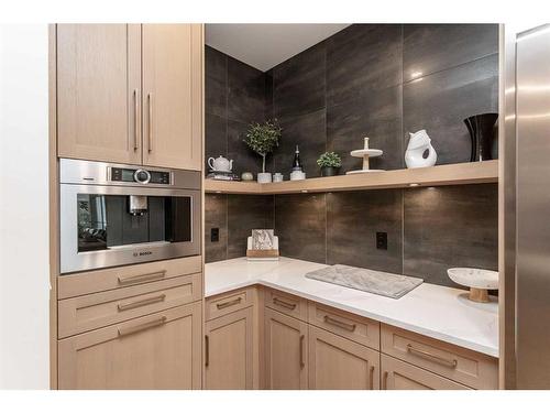 34 Longmire Close, Red Deer, AB - Indoor Photo Showing Kitchen