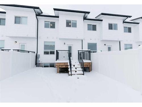 D-20 Evergreen Way, Red Deer, AB - Indoor Photo Showing Other Room