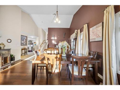 147 Webster Drive, Red Deer, AB - Indoor Photo Showing Dining Room