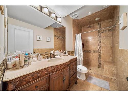 147 Webster Drive, Red Deer, AB - Indoor Photo Showing Bathroom