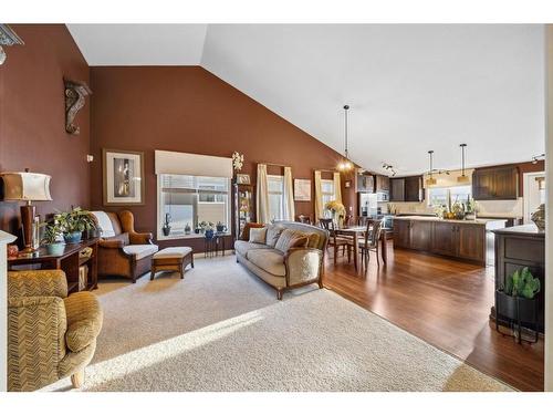 147 Webster Drive, Red Deer, AB - Indoor Photo Showing Living Room