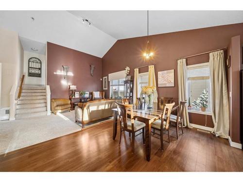 147 Webster Drive, Red Deer, AB - Indoor Photo Showing Dining Room