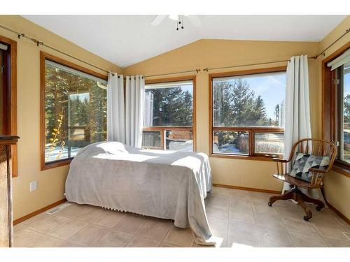 400005 Highway 761, Rural Clearwater County, AB - Indoor Photo Showing Bedroom