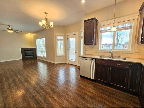 130-116 6 Avenue Ne, Slave Lake, AB - Indoor Photo Showing Kitchen