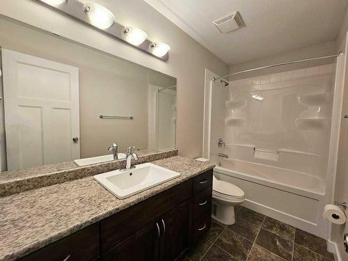 130-116 6 Avenue Ne, Slave Lake, AB - Indoor Photo Showing Bathroom