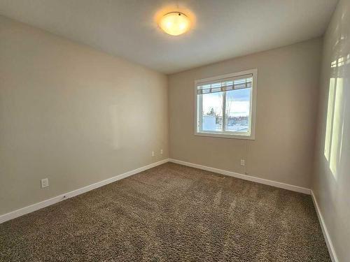 130-116 6 Avenue Ne, Slave Lake, AB - Indoor Photo Showing Other Room