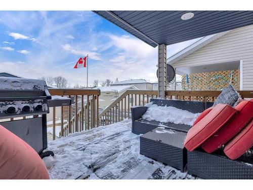 6007 50A Street, Ponoka, AB - Outdoor With Exterior