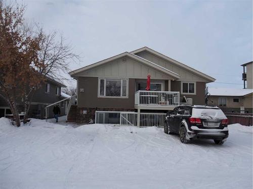 3711 51 Avenue, Red Deer, AB - Outdoor