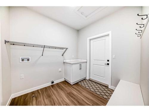 15 Rosse Place, Sylvan Lake, AB - Indoor Photo Showing Other Room