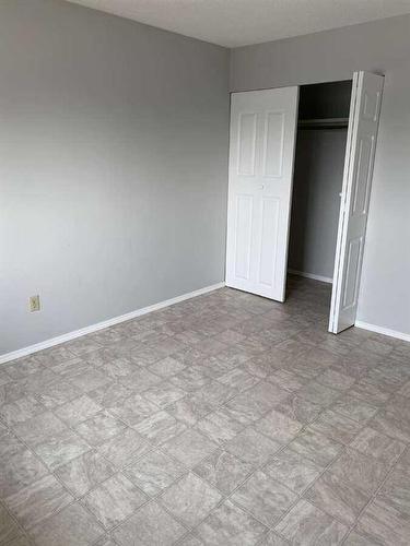 5312 35 Street, Lloydminster, AB - Indoor Photo Showing Other Room