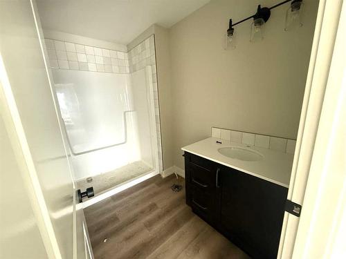 34 Concord Rise, Sylvan Lake, AB - Indoor Photo Showing Bathroom