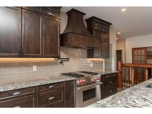 37247 Range Road 264, Rural Red Deer County, AB - Indoor Photo Showing Kitchen With Upgraded Kitchen