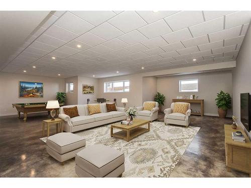 37247 Range Road 264, Rural Red Deer County, AB - Indoor Photo Showing Living Room