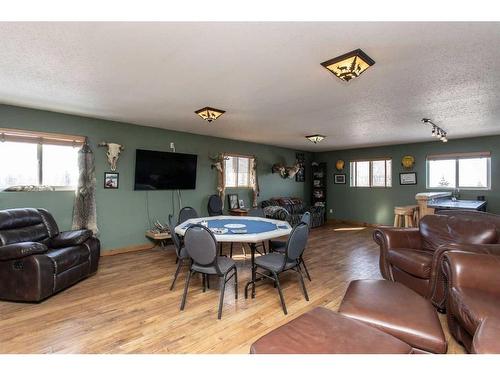 37247 Range Road 264, Rural Red Deer County, AB - Indoor Photo Showing Garage