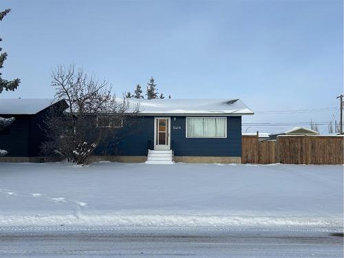 5419 48 Avenue West, Forestburg, AB - Outdoor