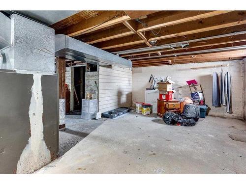 5213 50 Avenue, Ponoka, AB - Indoor Photo Showing Basement