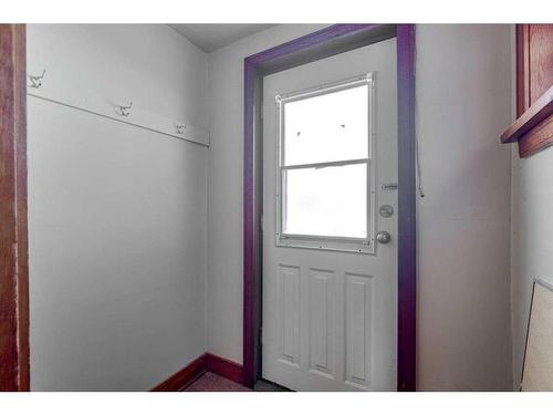 5213 50 Avenue, Ponoka, AB - Indoor Photo Showing Other Room