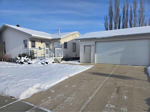 4619 55 Avenue, Lacombe, AB - Outdoor