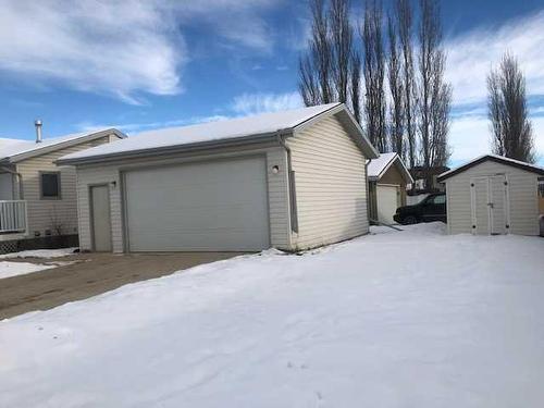 4619 55 Avenue, Lacombe, AB - Outdoor With Exterior