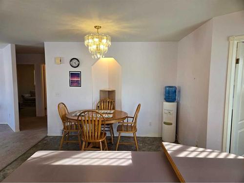 4619 55 Avenue, Lacombe, AB - Indoor Photo Showing Dining Room