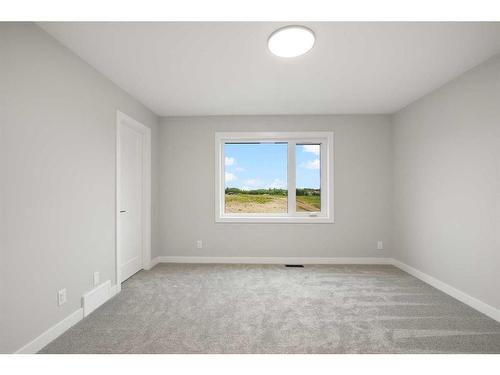 27 Gray Close, Sylvan Lake, AB - Indoor Photo Showing Other Room