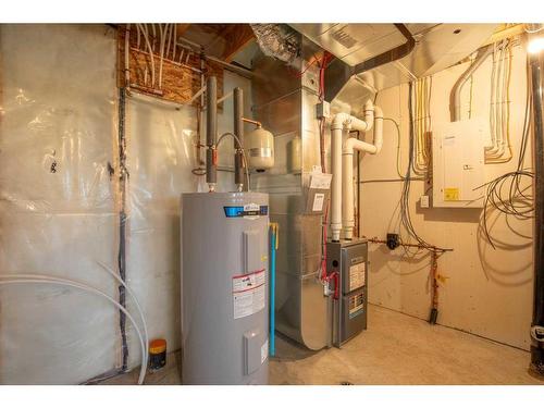 27 Gray Close, Sylvan Lake, AB - Indoor Photo Showing Basement