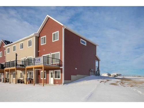 27 Gray Close, Sylvan Lake, AB - Outdoor With Exterior