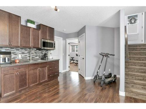 2 Coachman Way, Blackfalds, AB - Indoor Photo Showing Other Room