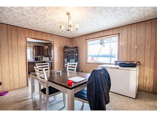 40303 Range Road 241, Rural Lacombe County, AB - Indoor Photo Showing Dining Room