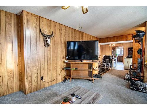 40303 Range Road 241, Rural Lacombe County, AB - Indoor