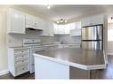 805-5220 50A Avenue, Sylvan Lake, AB  - Indoor Photo Showing Kitchen 