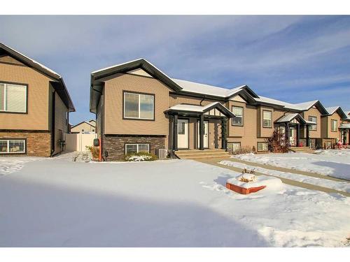 101 Crimson Court, Blackfalds, AB - Outdoor With Facade