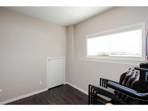 101 Crimson Court, Blackfalds, AB - Indoor Photo Showing Other Room