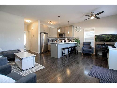 101 Crimson Court, Blackfalds, AB - Indoor Photo Showing Kitchen With Stainless Steel Kitchen