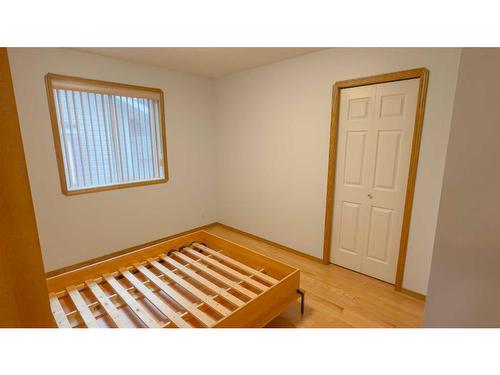 45 Kingston Drive, Red Deer, AB - Indoor Photo Showing Bedroom