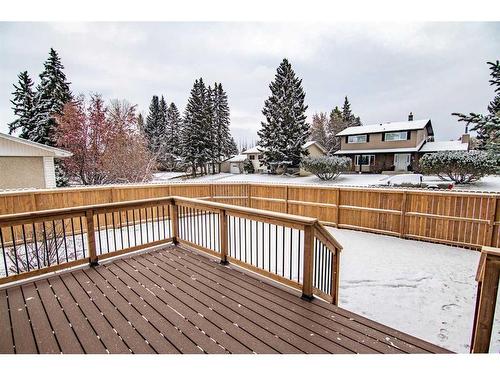 33 Munro Crescent, Red Deer, AB - Outdoor With Deck Patio Veranda