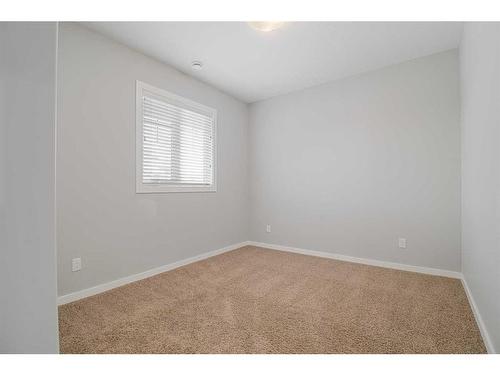 #103-44 Reid Court, Sylvan Lake, AB - Indoor Photo Showing Other Room