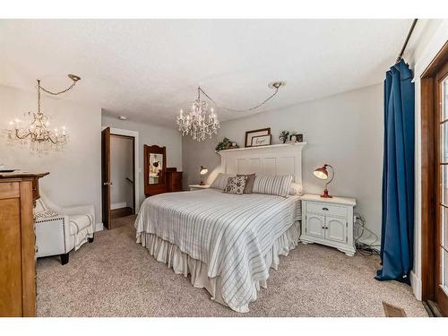 5213 42 Street, Ponoka, AB - Indoor Photo Showing Bedroom