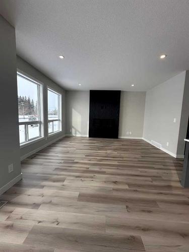 40 Emmett Crescent, Red Deer, AB - Indoor With Fireplace